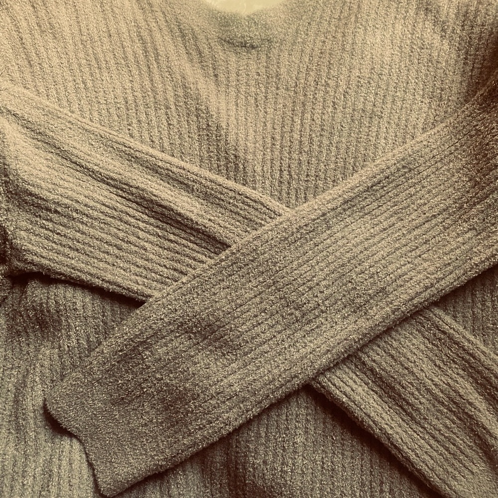 Barefoot Dreams Cozychic Lite Ribbed V-Neck Button Down Cardigan/Sweater - Picture 10 of 11